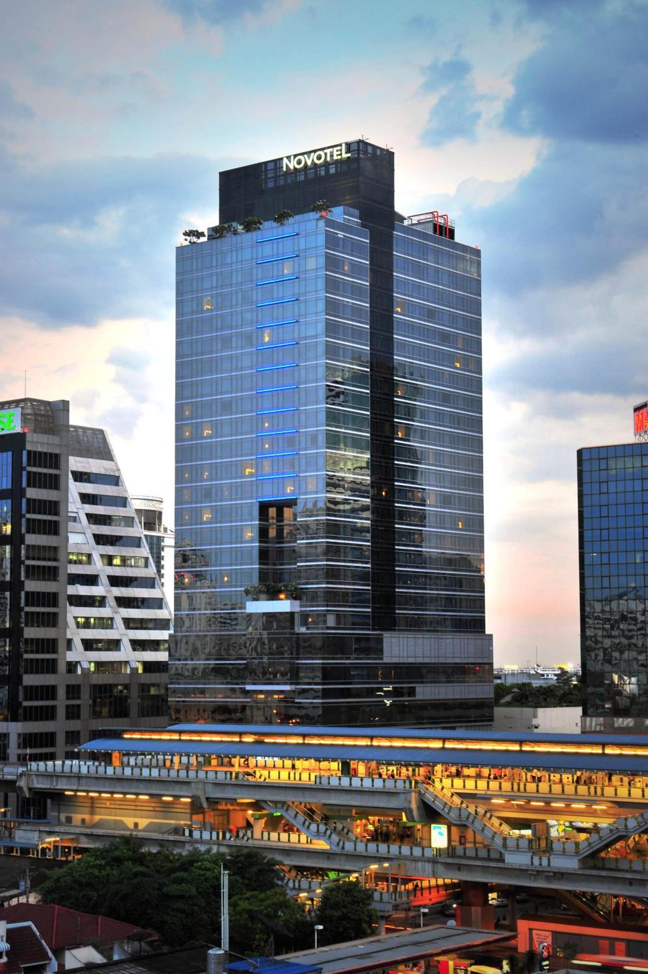 Four Points By Sheraton Bangkok Ploenchit - Formerly Novotel Bangkok Ploenchit Dış mekan fotoğraf